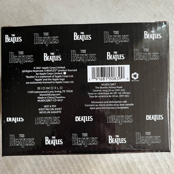 New The Beatles Abbey Road Ceramic Mug 20 oz NIB - Picture 4 of 4